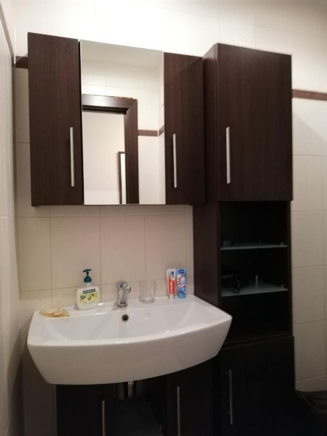Quiet Apartment In The City Center Of Klaipėda Eksteriør billede